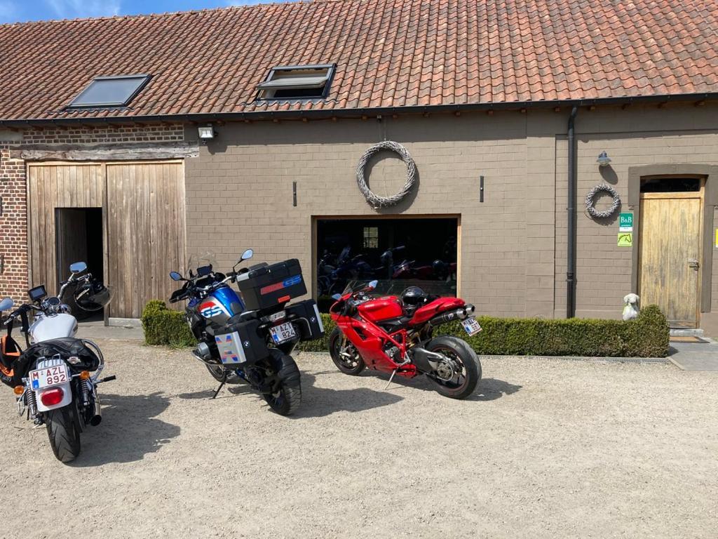 B&B Crijbohoeve Zutendaal Eksteriør bilde